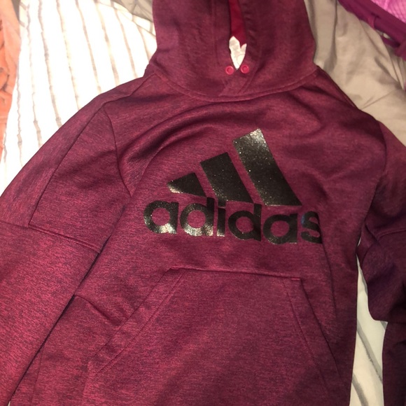 maroon adidas sweatshirt